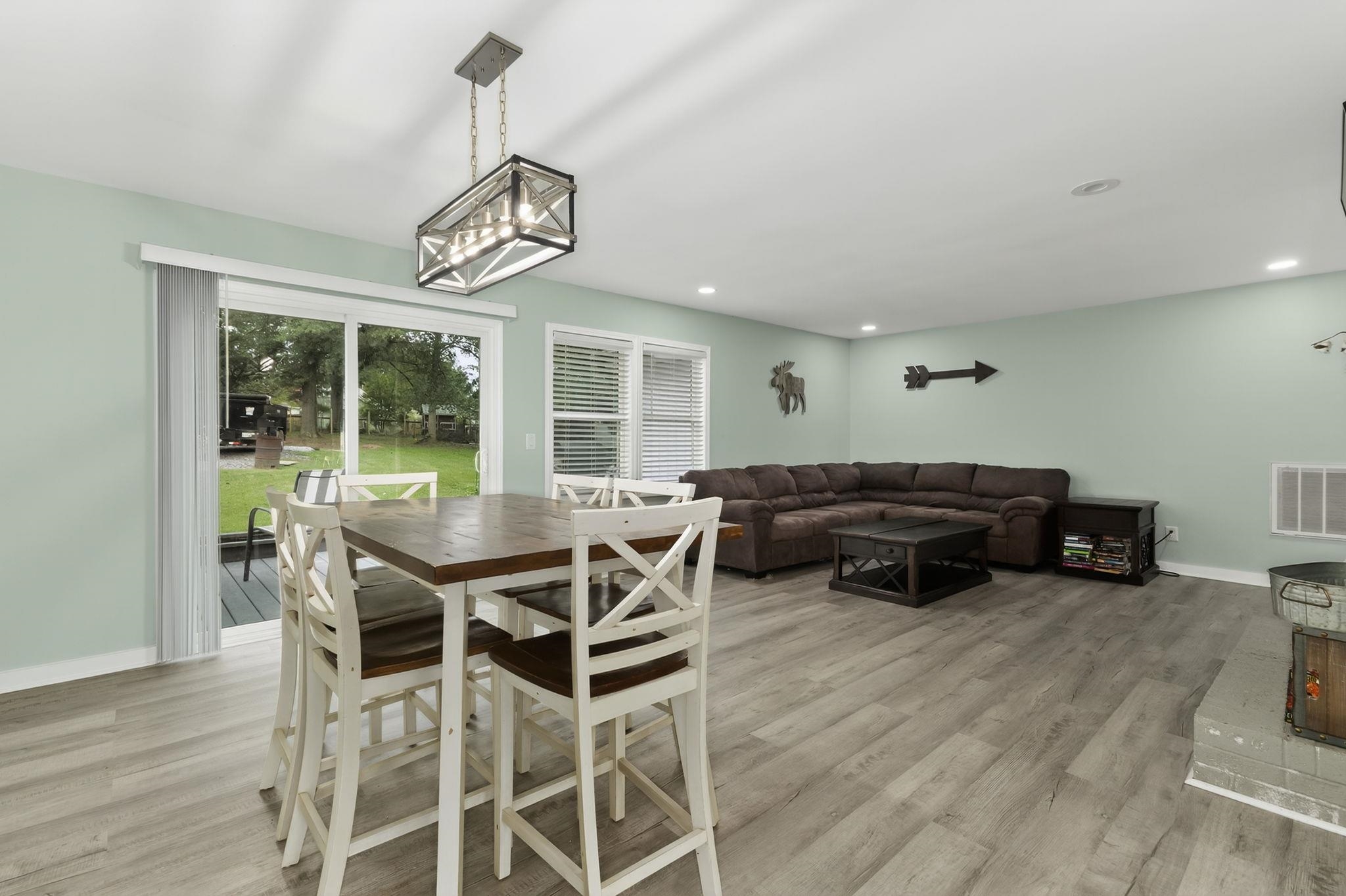 307 Barry Drive Greer, SC 29650 - Photo 8 of 29 Gallery Image 8
