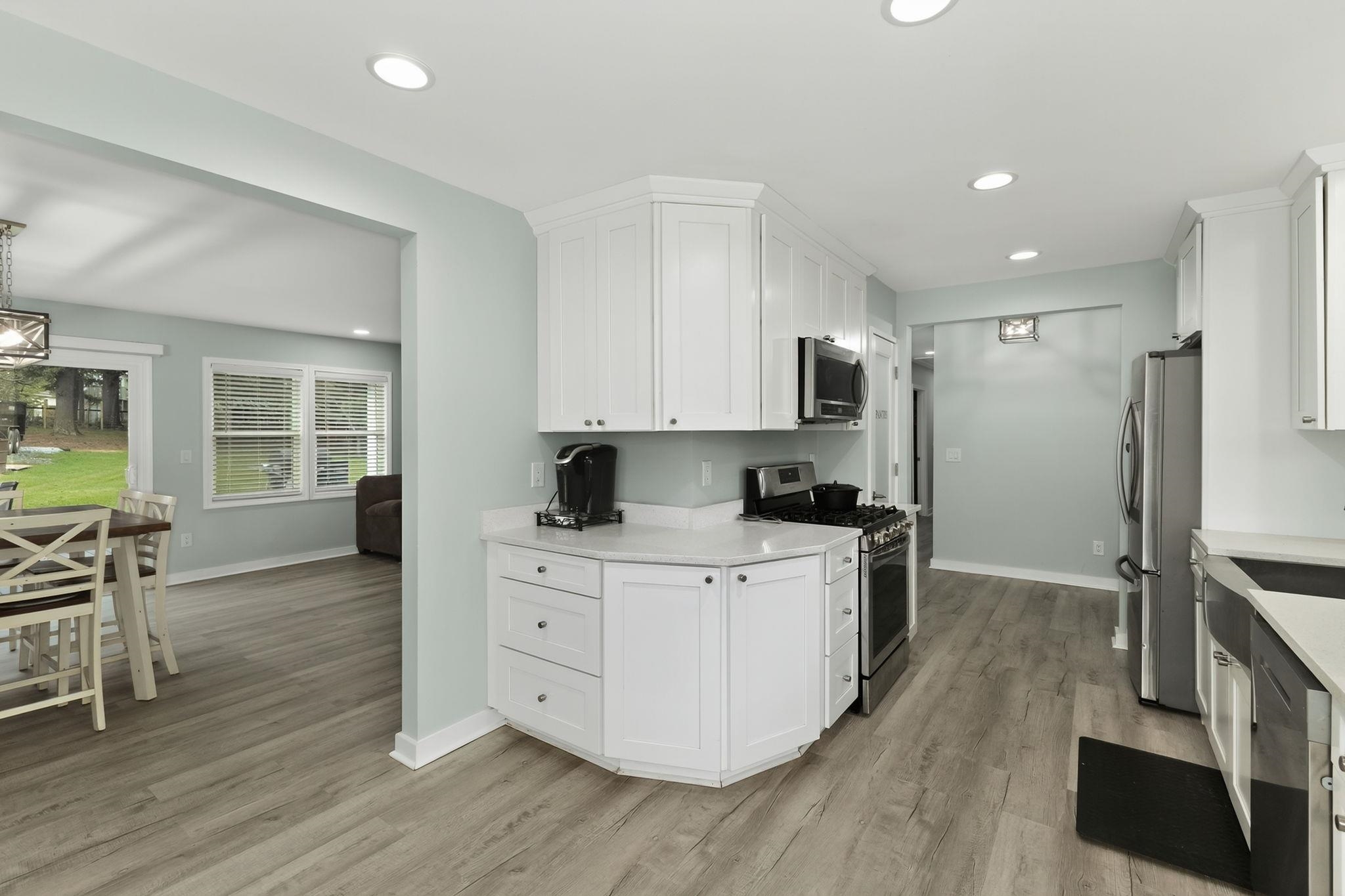307 Barry Drive Greer, SC 29650 - Photo 10 of 29 Gallery Image 10