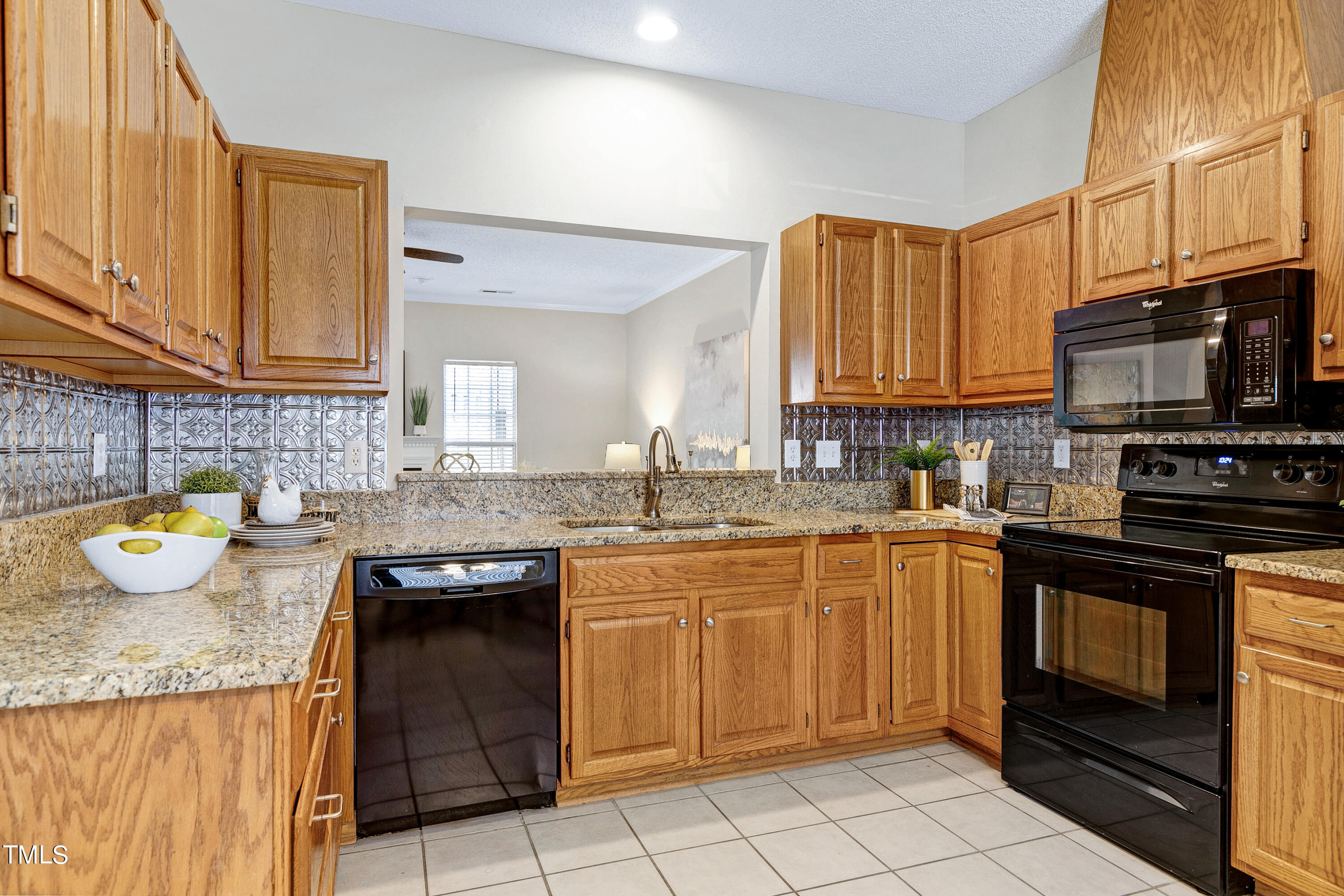 4414 Still Pines Drive Raleigh, NC 27613 - Photo 5 of 36 259A8146