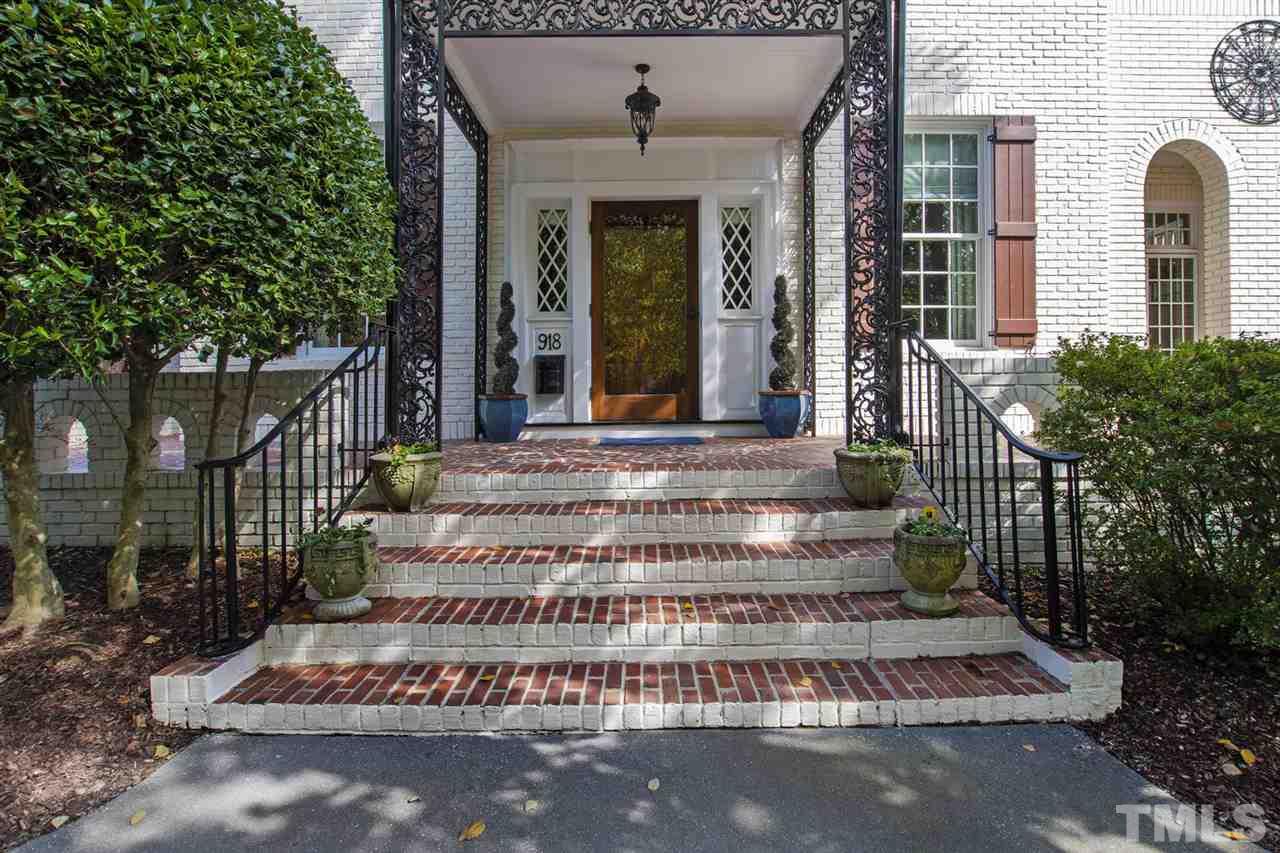 918 Cowper Drive Raleigh, NC 27608 - Photo 2 of 30