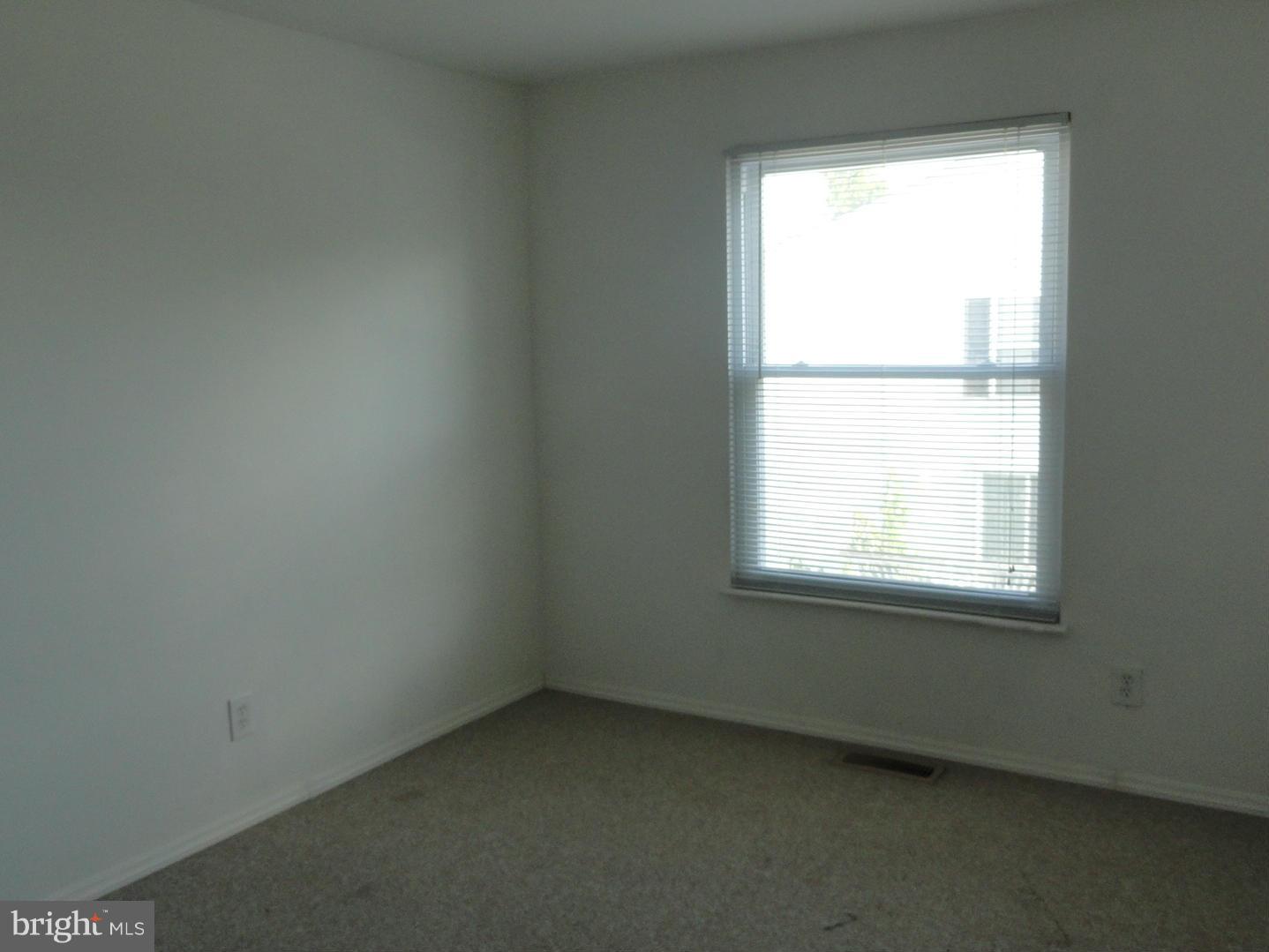 39 Coliston Road, Unit B Reisterstown, MD 21136 - Photo 11 of 20 an empty room with a window