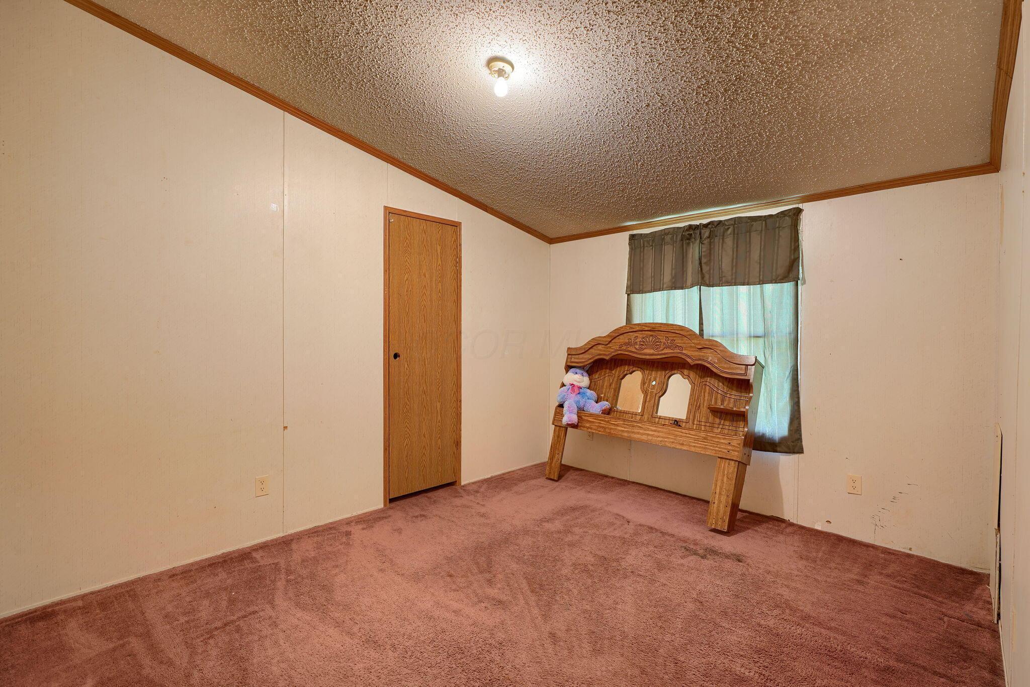 109 Bunker Hill Road Wellston, OH 45692 - Photo 39 of 42 38. Second Bedroom (1)