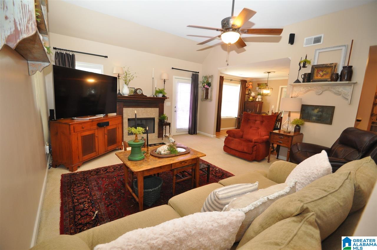 204 Queens Gate Alabaster, AL 35114 - Photo 5 of 24