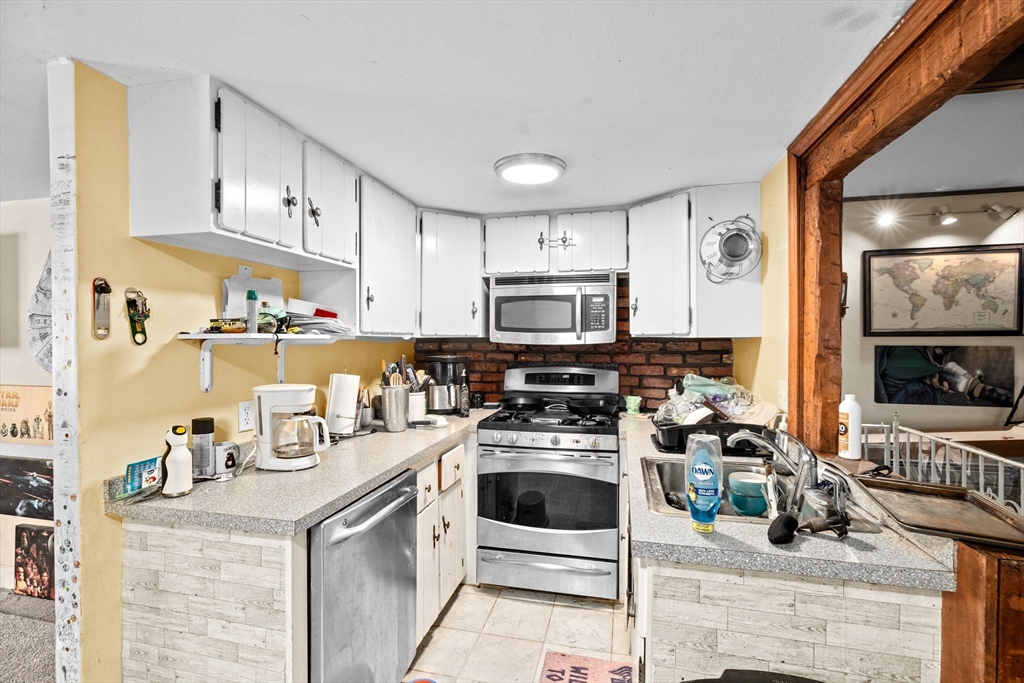 34-36 Fottler Road Hingham, MA 02043 - Photo 15 of 39 Gallery Image 15