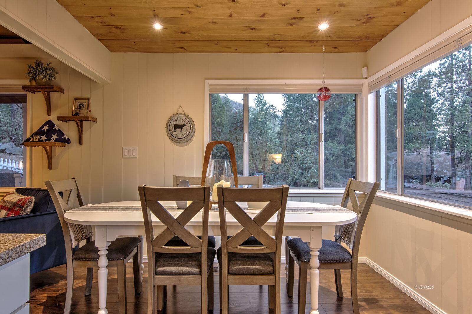 25005 Rim Rock Road Idyllwild, CA 92549 - Photo 22 of 47 22