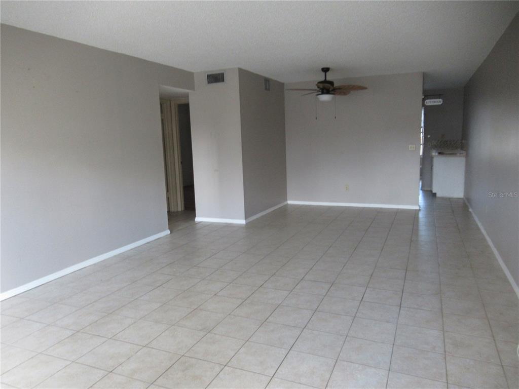 2466 Ecuadorian Way, Unit 32 Clearwater, FL 33763 - Photo 3 of 22