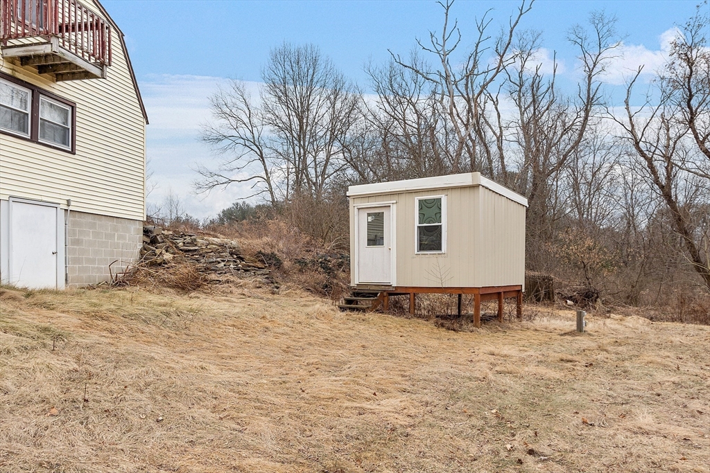 39 Mill Road Dudley, MA 01571 - Photo 4 of 41 Gallery Image 4