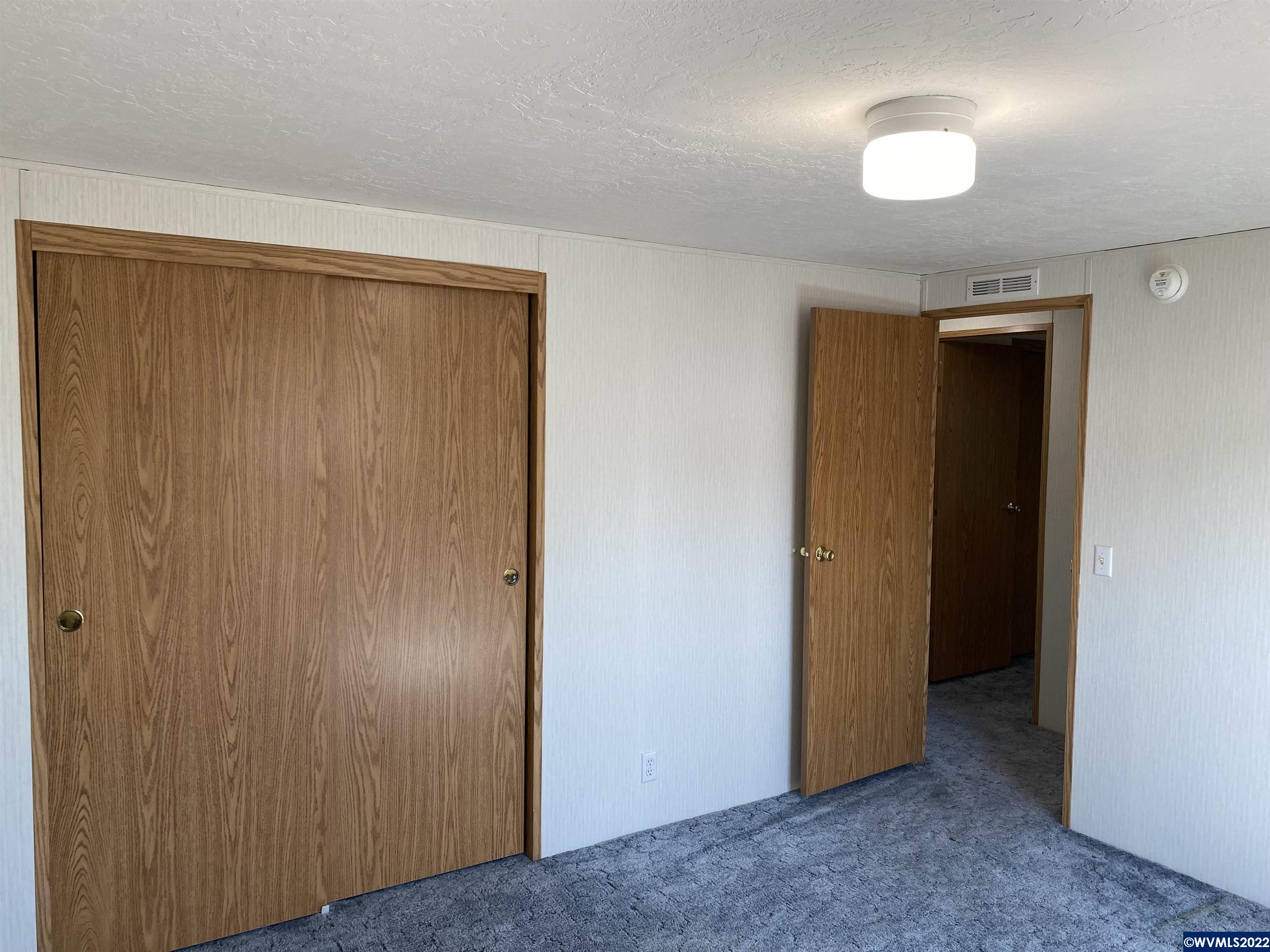 205 Boone Road Southeast, Unit 40 Salem, OR 97306 - Photo 12 of 17