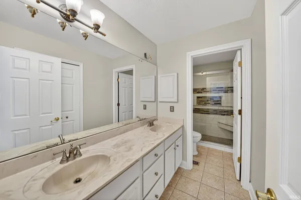 $785,000 | 51216 Leeward Point, Granger, IN 46530