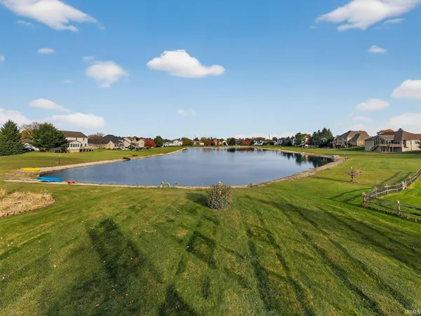 $785,000 | 51216 Leeward Point, Granger, IN 46530