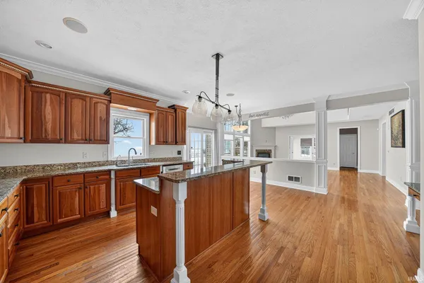 $785,000 | 51216 Leeward Point, Granger, IN 46530