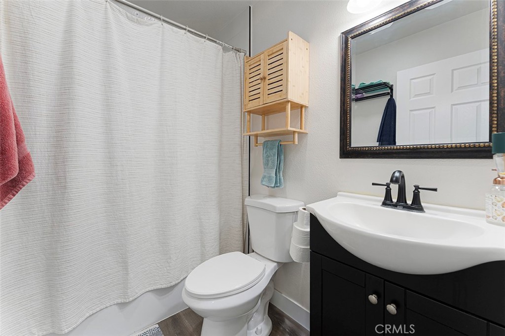 9595 Altadena Drive Riverside, CA 92503 - Photo 14 of 31 Updated full bath.