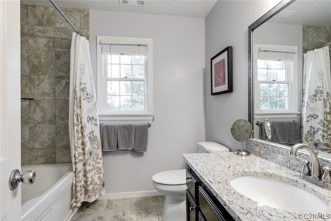 10948 Point Grey Road Henrico, VA 23233 - Photo 18 of 30 Master bath