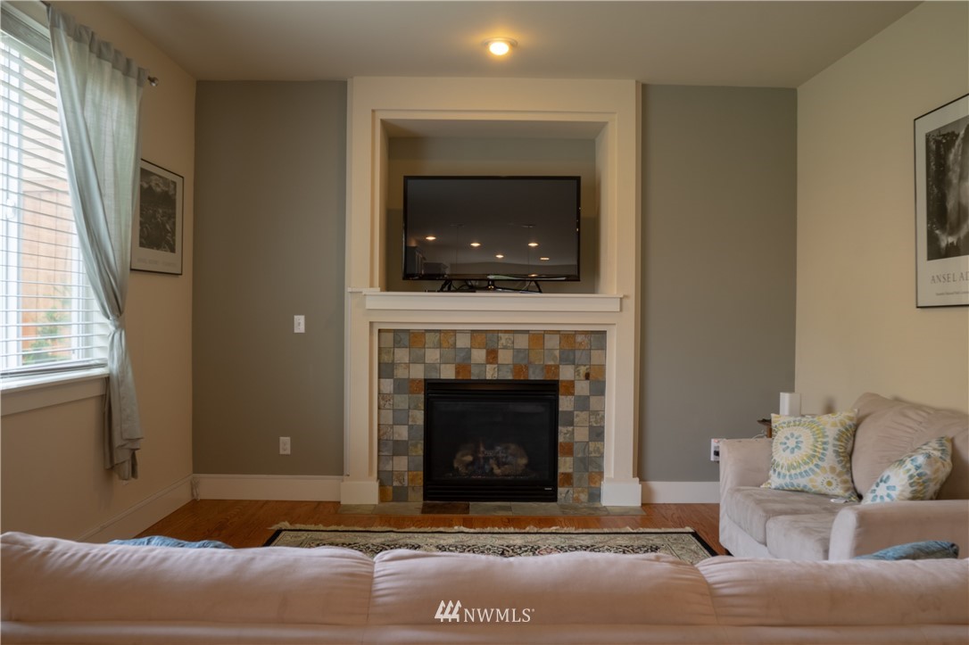 4011 167th Street Southeast Bothell, WA 98012 - Photo 6 of 25