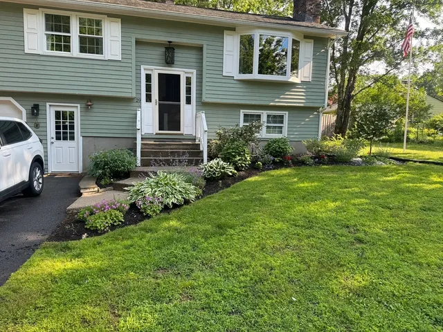 $449,900 | 29 Sandra Road, Easthampton, MA 01027