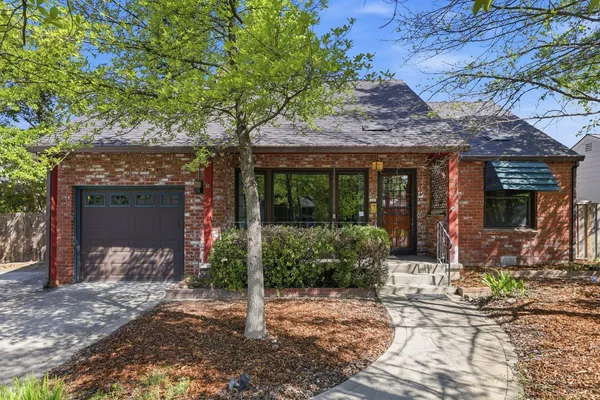 $495,000 | 3917 Kings Way, Sacramento, CA 95821