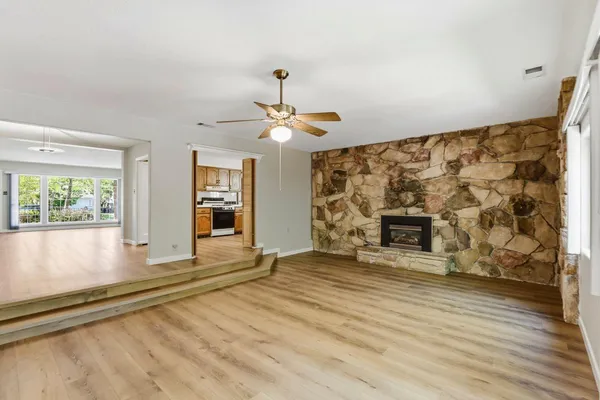 $495,000 | 3917 Kings Way, Sacramento, CA 95821