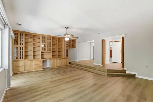 $495,000 | 3917 Kings Way, Sacramento, CA 95821