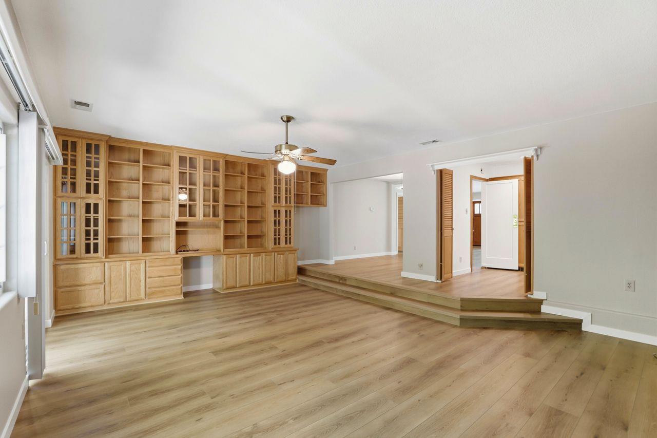 3917 Kings Way Sacramento, CA 95821 - Photo 13 of 34