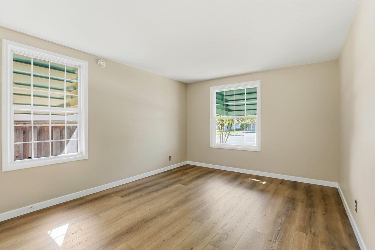 3917 Kings Way Sacramento, CA 95821 - Photo 15 of 34