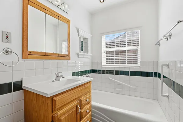 $495,000 | 3917 Kings Way, Sacramento, CA 95821