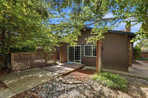 $495,000 | 3917 Kings Way, Sacramento, CA 95821
