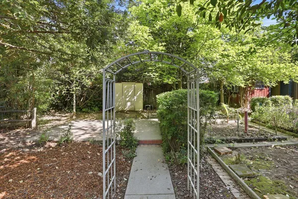 $495,000 | 3917 Kings Way, Sacramento, CA 95821