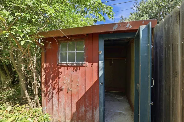 $495,000 | 3917 Kings Way, Sacramento, CA 95821