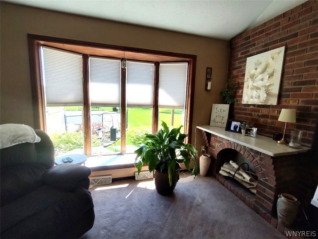6275 Eckhardt Road Hamburg, NY 14085 - Photo 15 of 47