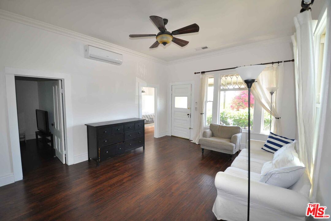 2315 2nd Street, Unit A Santa Monica, CA 90405 - Photo 5 of 17 a living room with furniture and a wooden floor