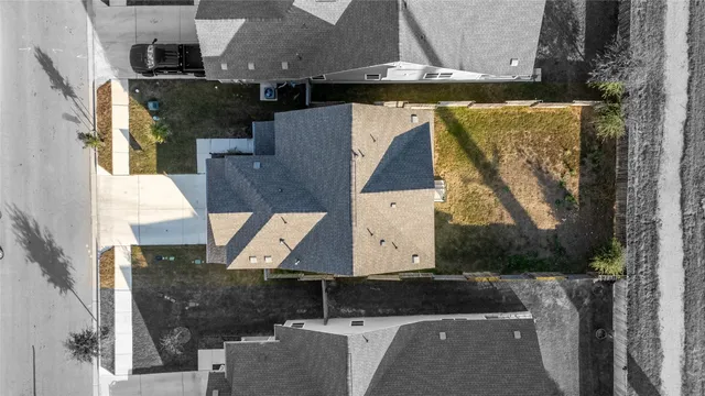 $1,900 | 313 Majestic Cedar Court, Liberty Hill, TX 78642