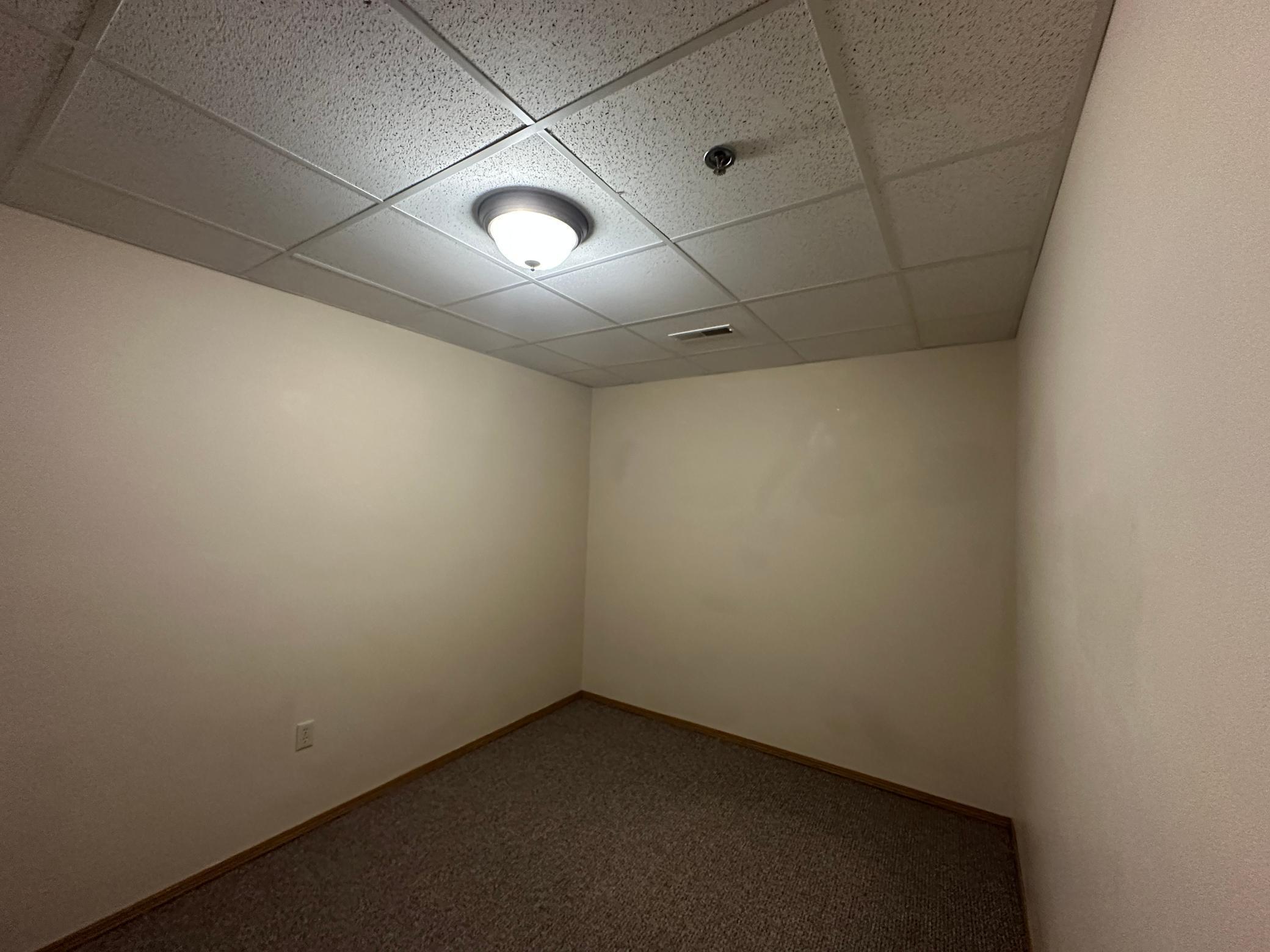 109 East Luverne Street, Unit 337 Luverne, MN 56156 - Photo 6 of 23