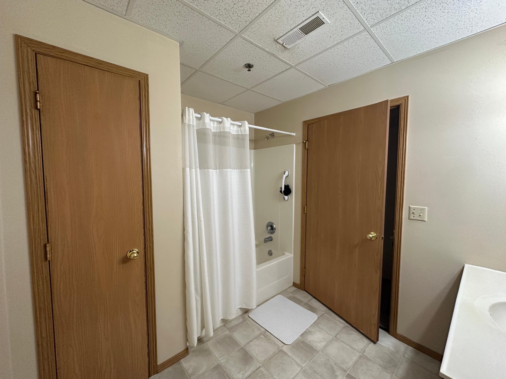 109 East Luverne Street, Unit 337 Luverne, MN 56156 - Photo 9 of 23