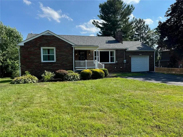 $249,900 | 332 East Maitland Lane, New Castle, PA 16105