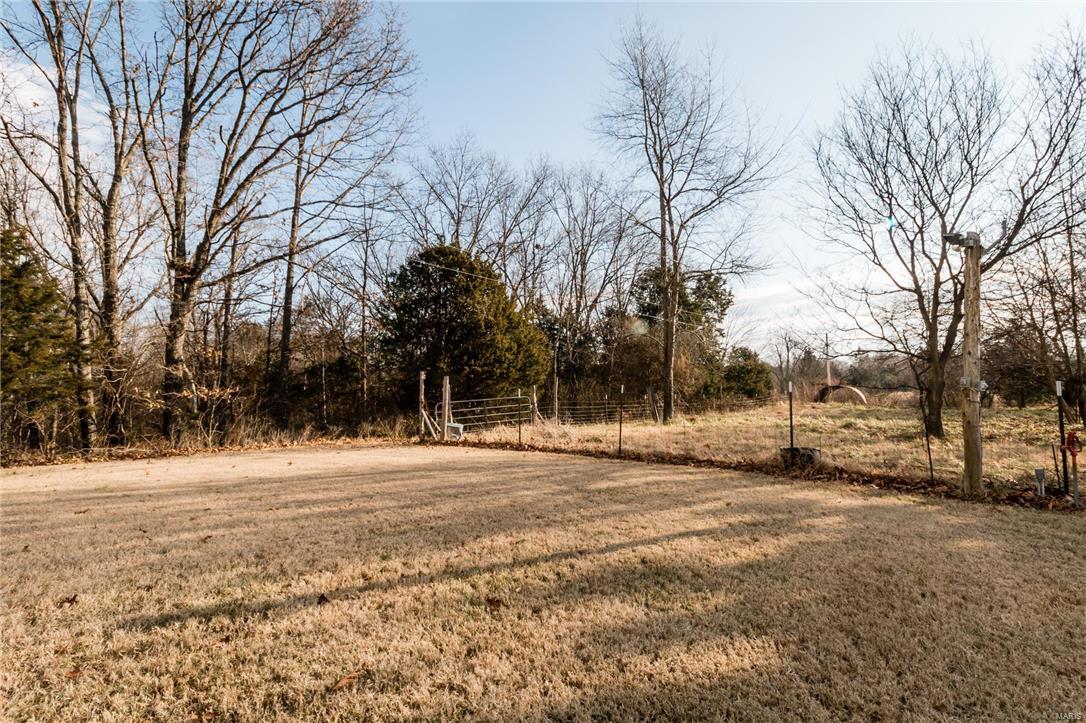 4133 Ll Road Fults, IL 62244 - Photo 51 of 56