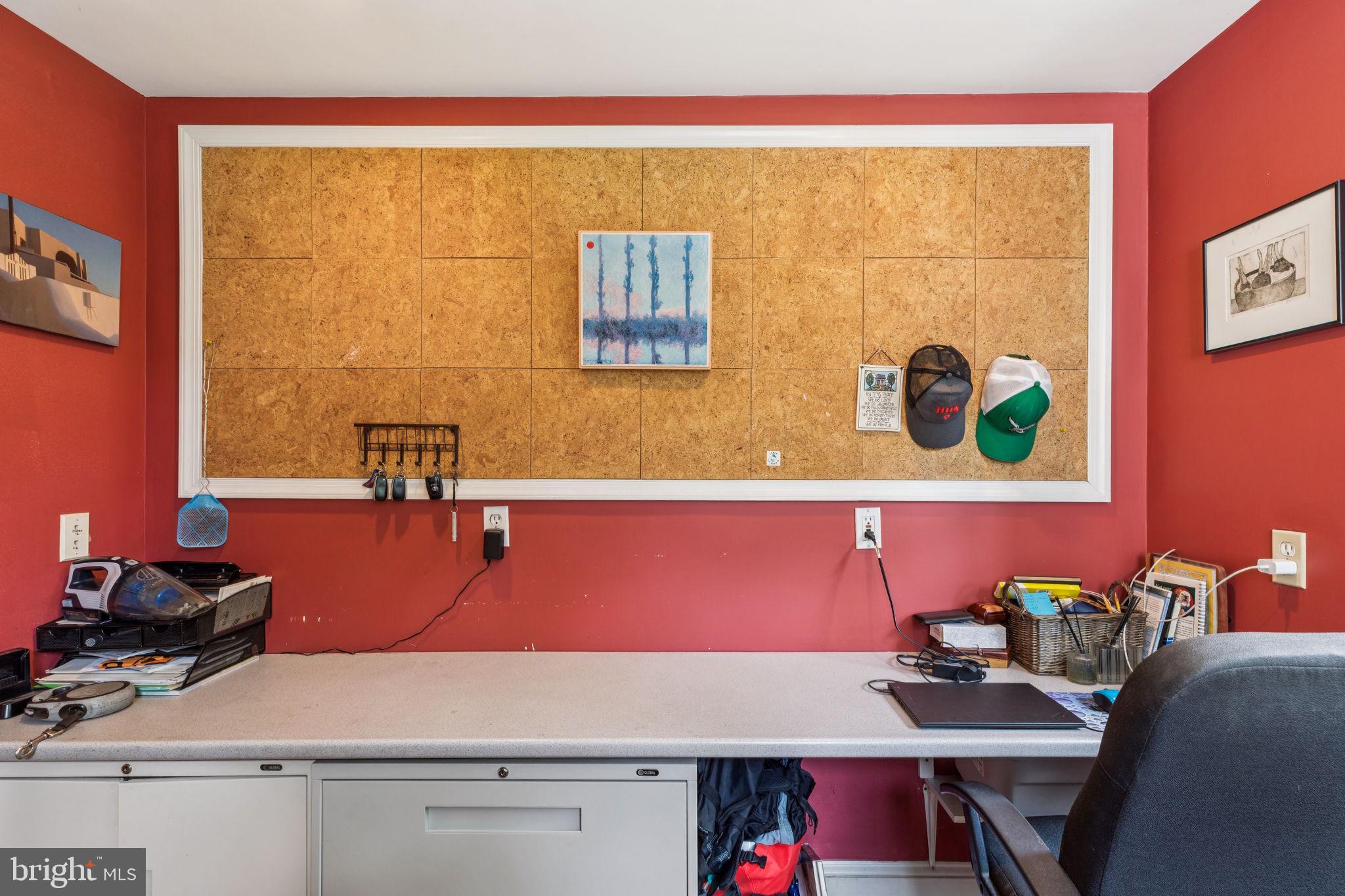 744 Clarendon Road Penn Valley, PA 19072 - Photo 19 of 41