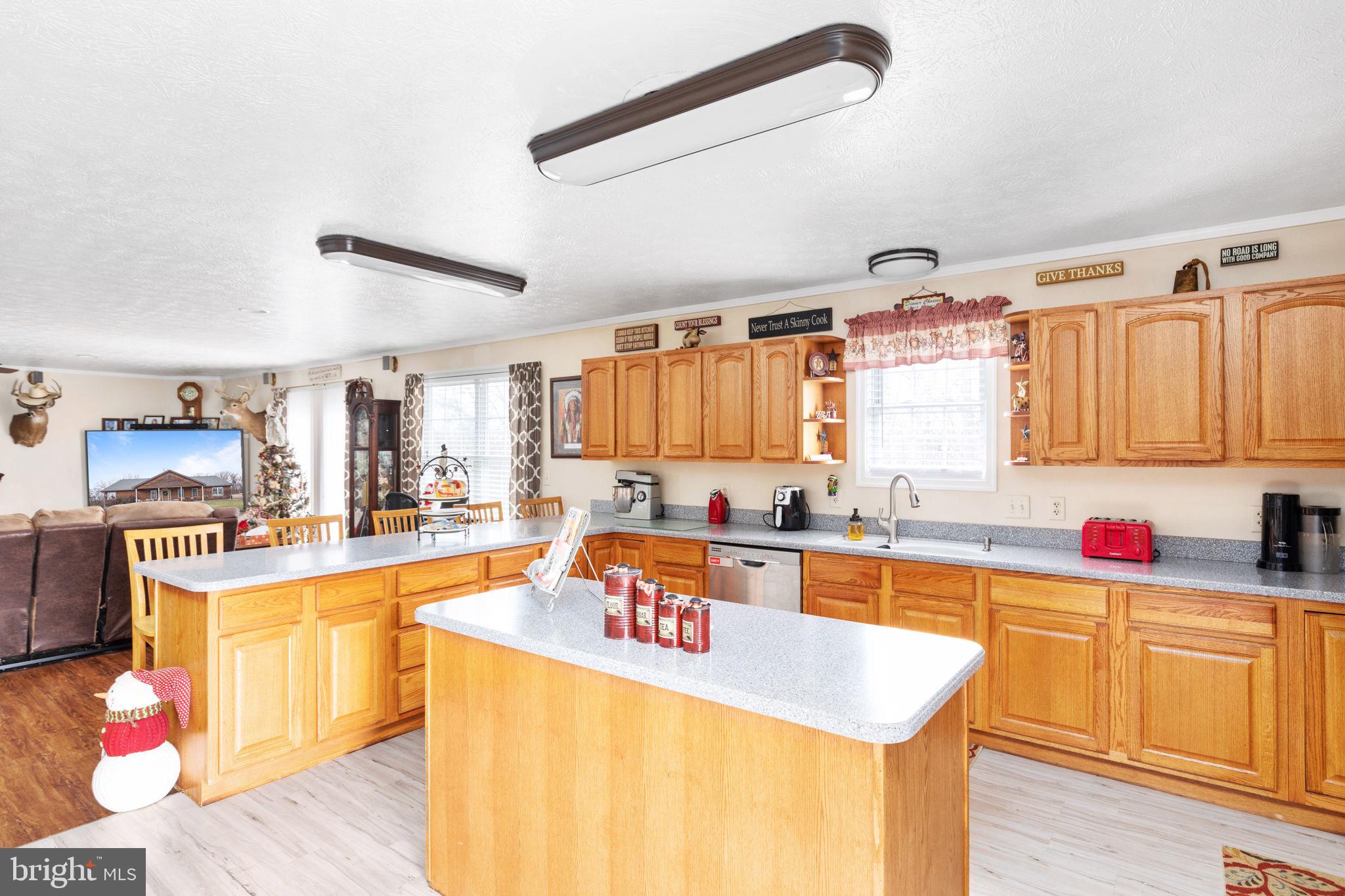 425 South Timber Ridge Road Cross Junction, VA 22625 - Photo 14 of 53 Gallery Image 14
