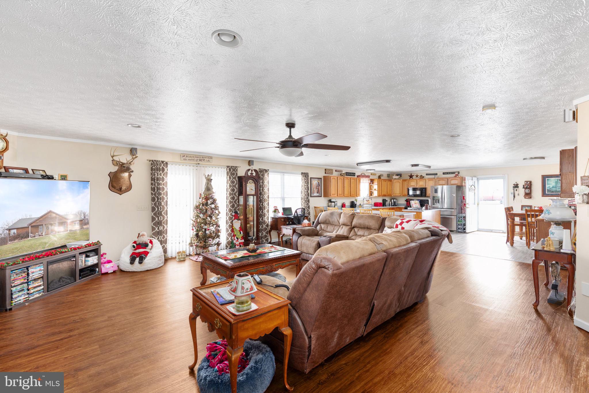 425 South Timber Ridge Road Cross Junction, VA 22625 - Photo 8 of 53 Gallery Image 8