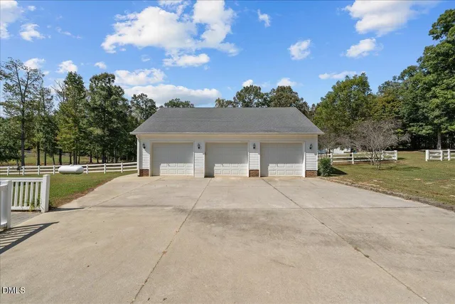 $850,000 | 194 Fawns Rest Road, Siler City, NC 27344