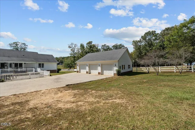 $850,000 | 194 Fawns Rest Road, Siler City, NC 27344