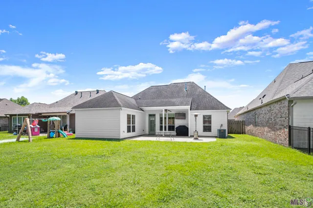 $330,000 | 10931 Springtree Avenue, Baton Rouge, LA 70810