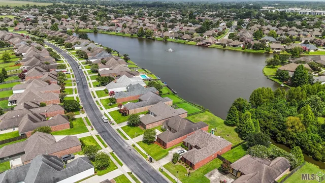 $330,000 | 10931 Springtree Avenue, Baton Rouge, LA 70810