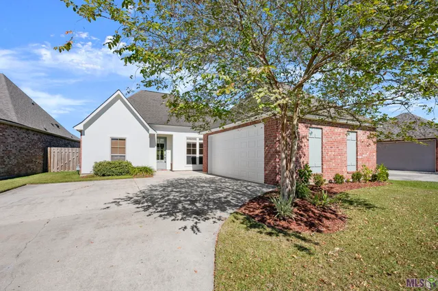 $330,000 | 10931 Springtree Avenue, Baton Rouge, LA 70810