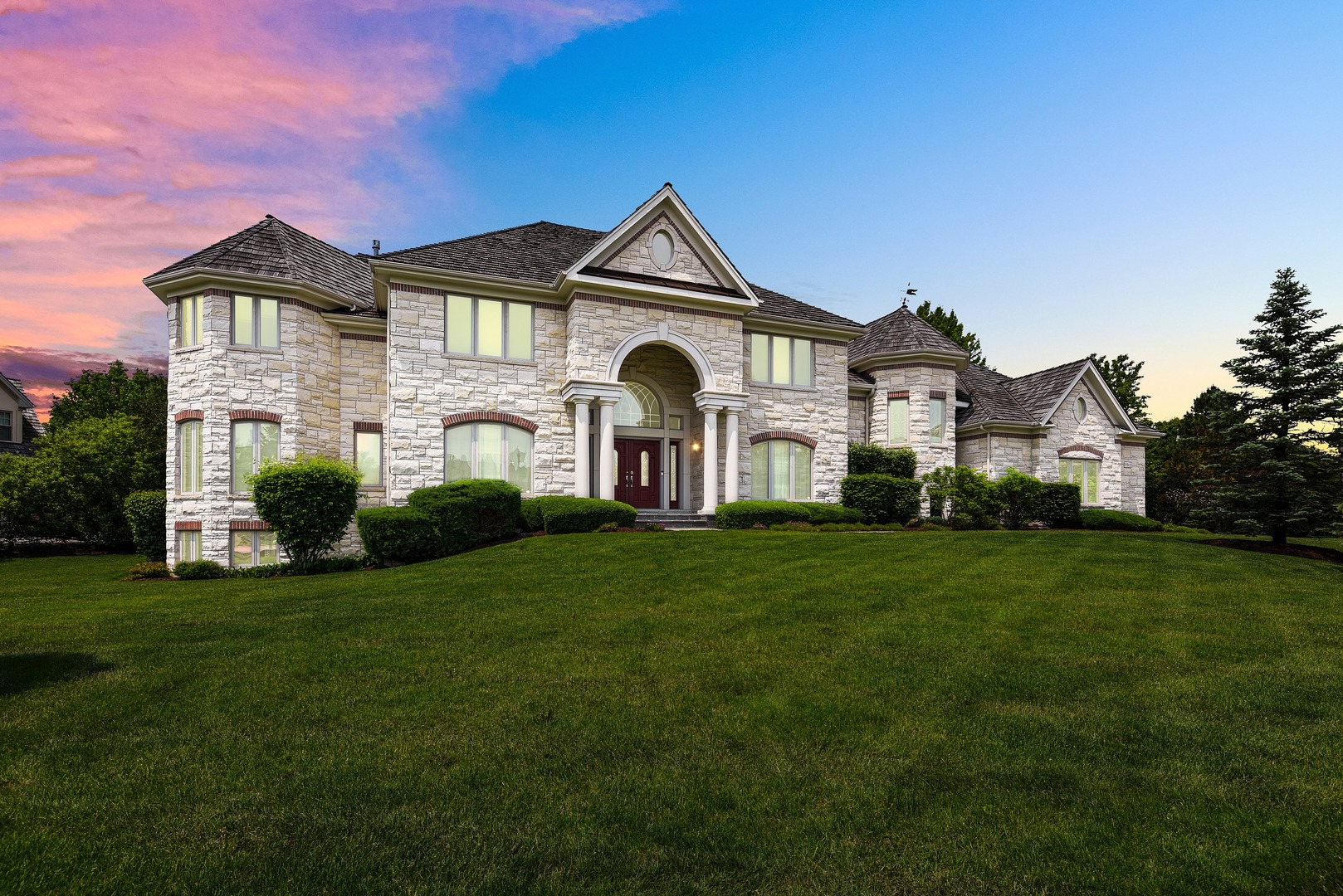 8512 Johnston Road Burr Ridge, IL 60527 - Photo 1 of 34