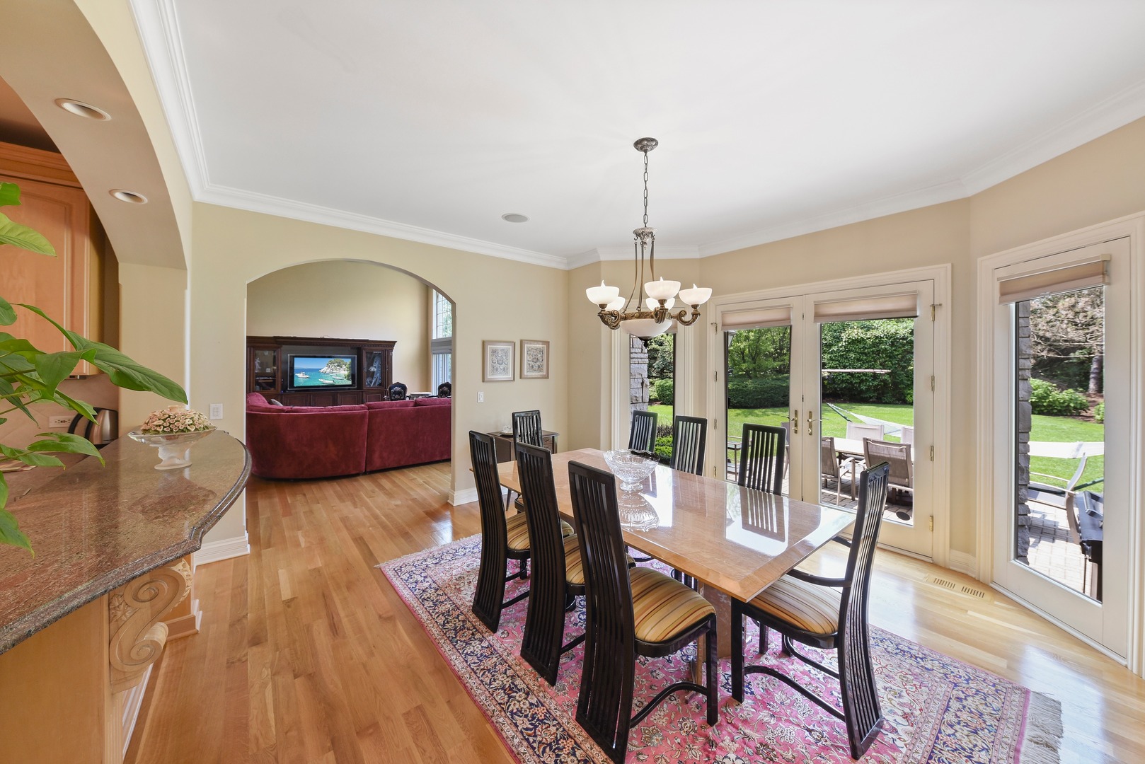 8512 Johnston Road Burr Ridge, IL 60527 - Photo 5 of 34