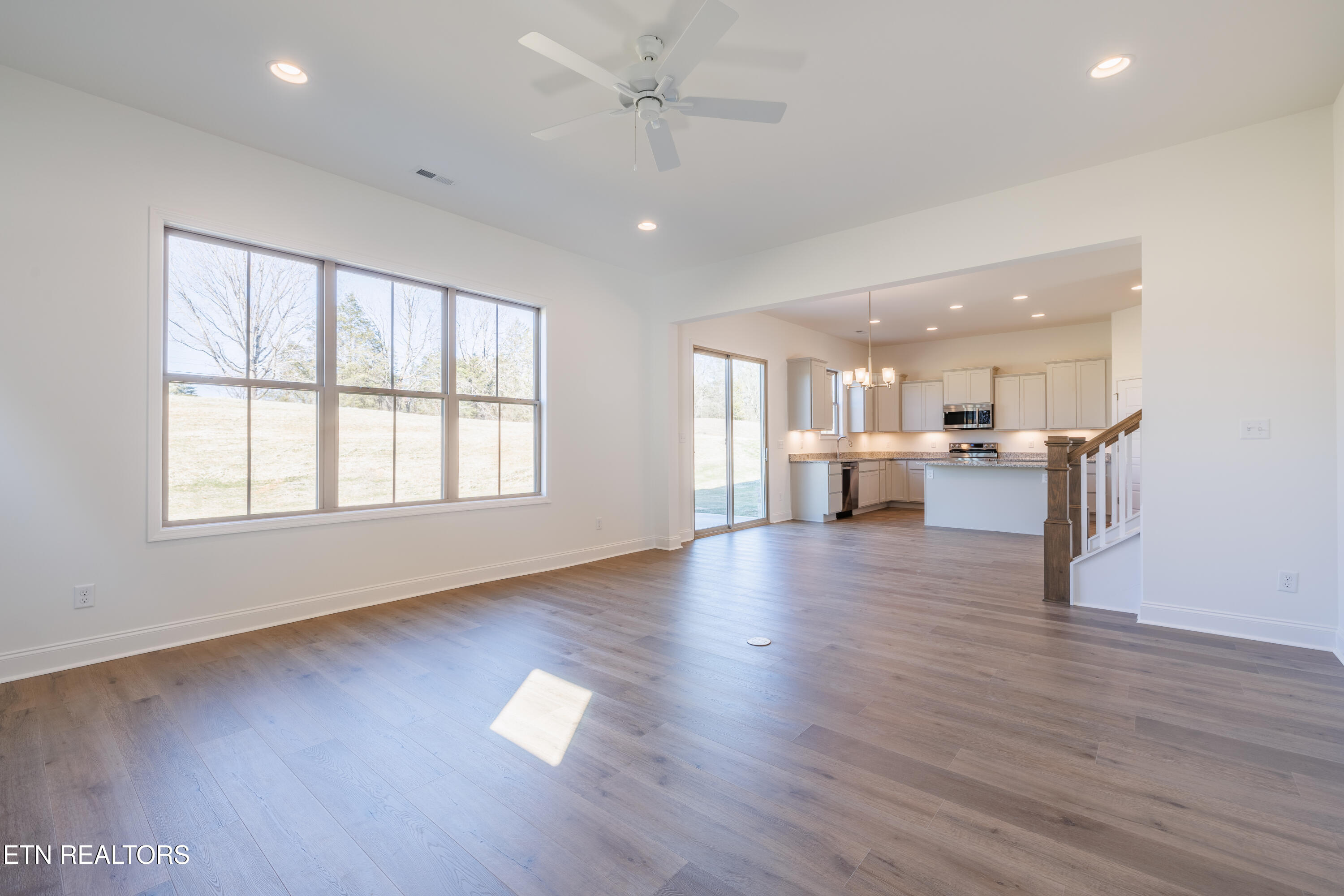 12155 Signal View Road Knoxville, TN 37932 - Photo 11 of 38 HHV352-Elm-32