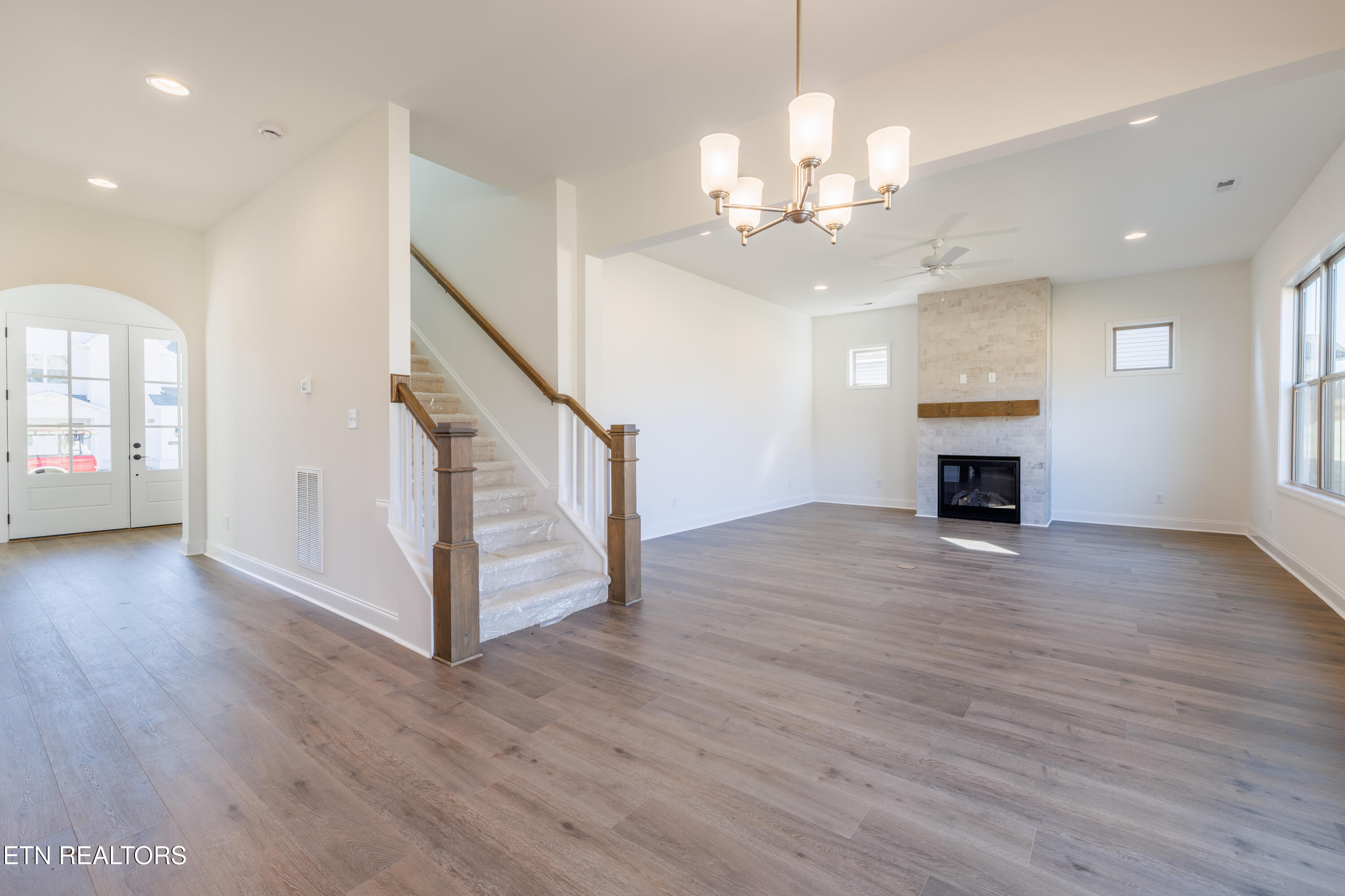 12155 Signal View Road Knoxville, TN 37932 - Photo 14 of 38 HHV352-Elm-26