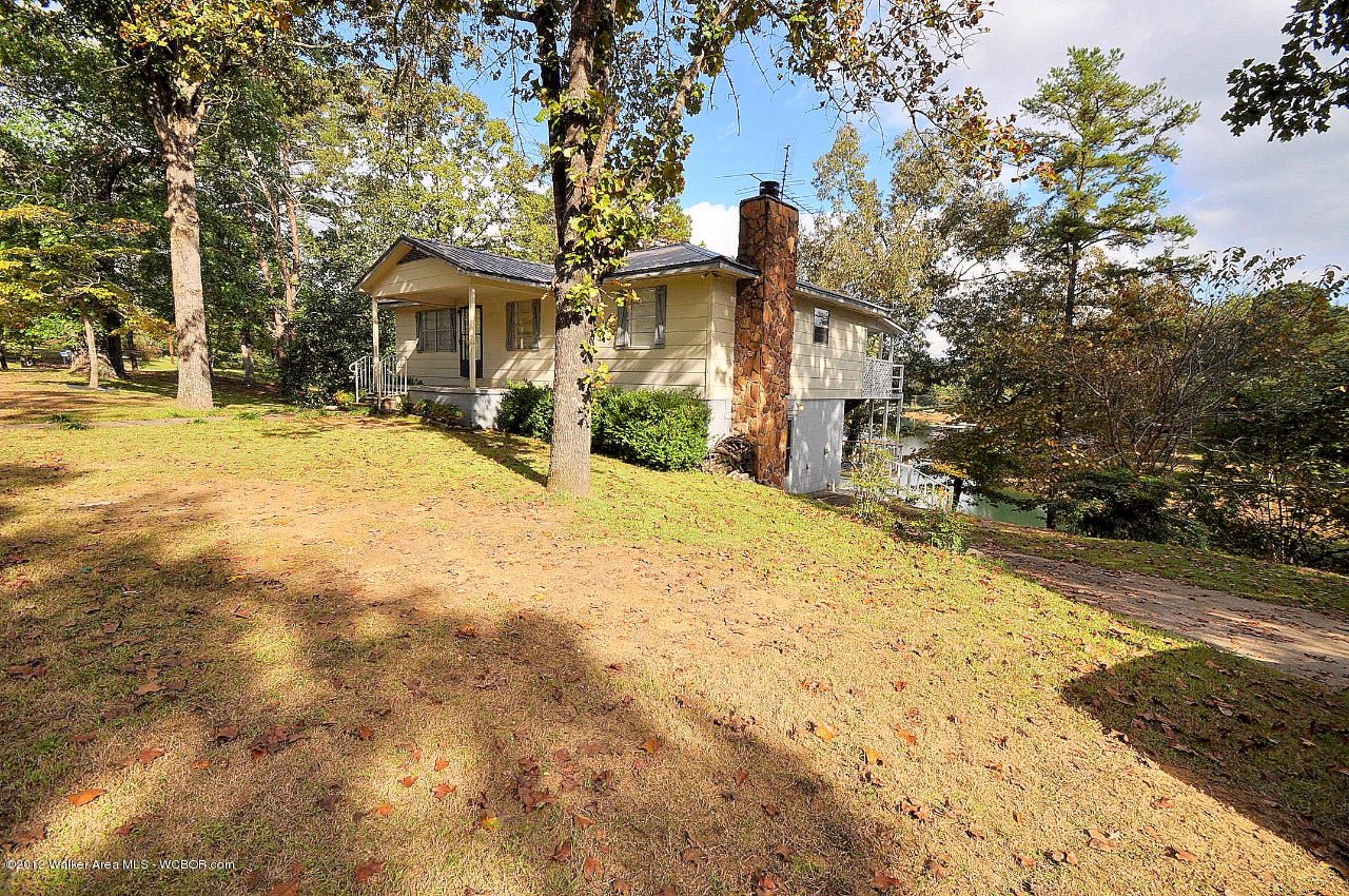238 Pinedale Shores Road Jasper, AL 35503 - Photo 1 of 15 Gallery Image 1