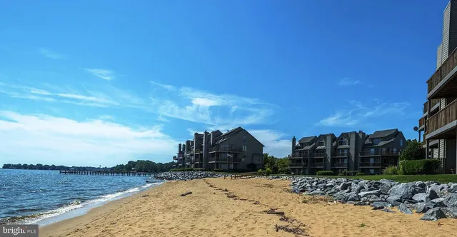 $594,000 | 7036 Harbour Village Court, Unit T1, Annapolis, MD 21403