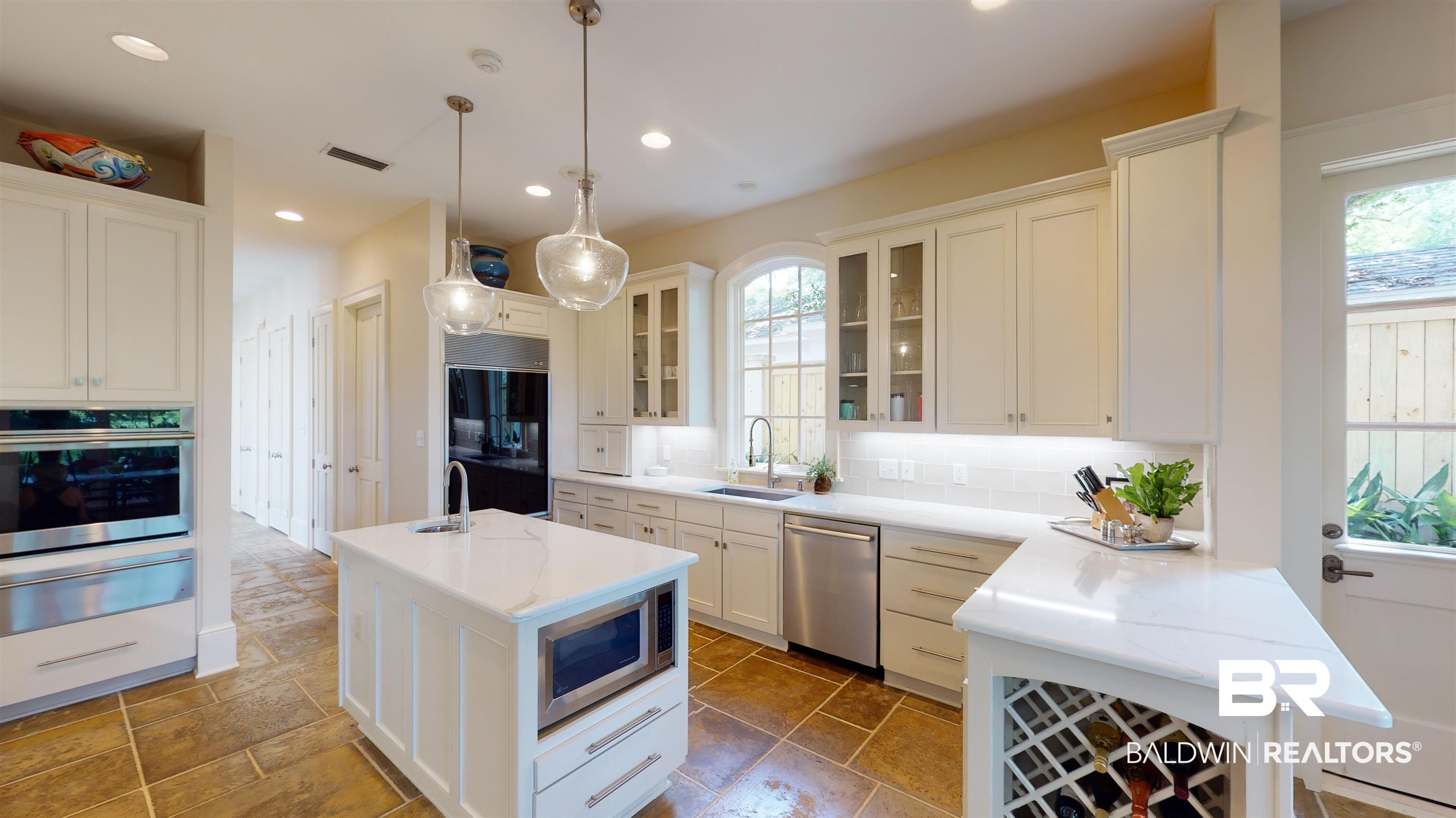 4 Drury Lane Mobile, AL 36608 - Photo 9 of 49